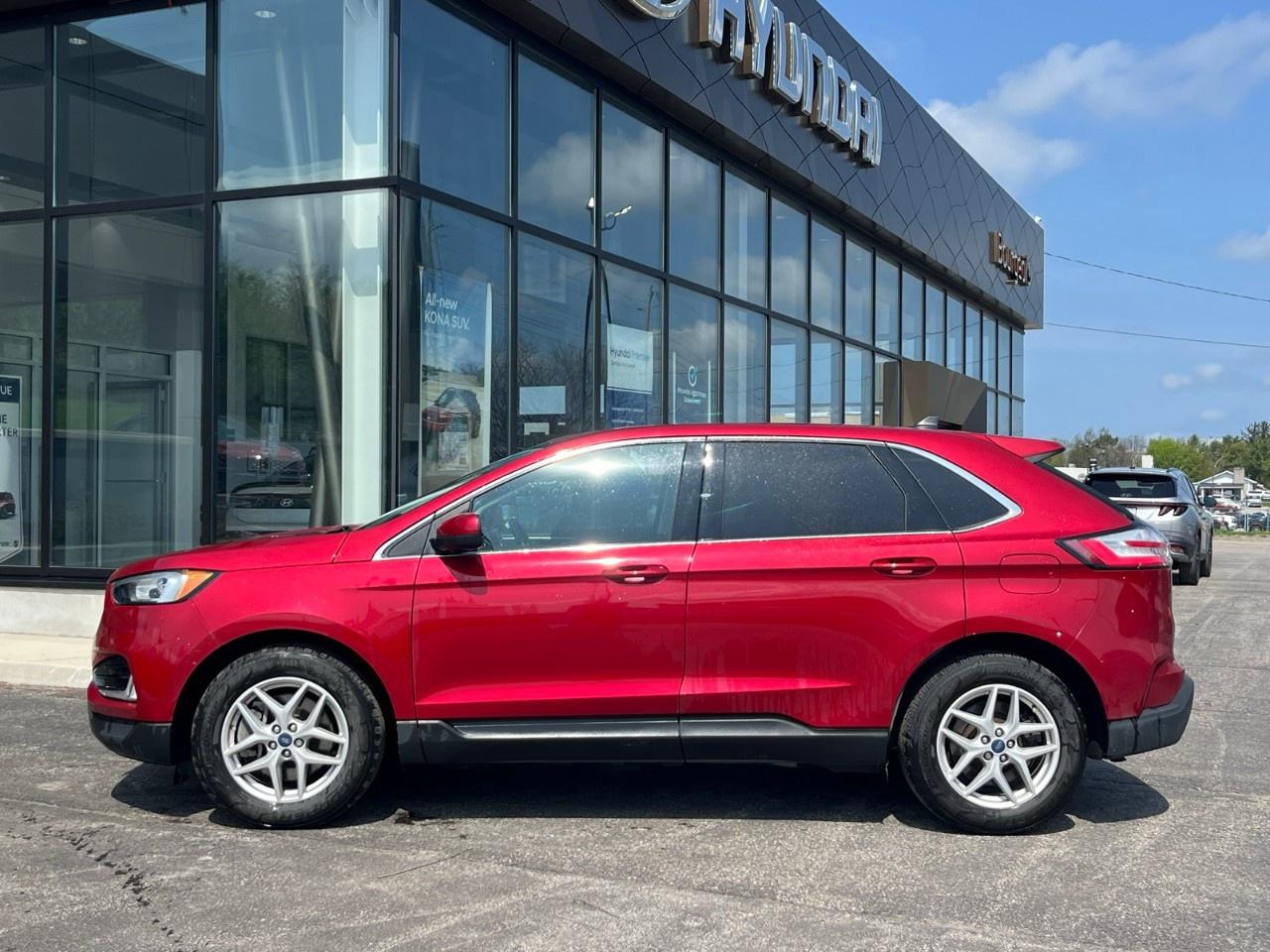 2021 Ford Edge SEL AWD Photo2