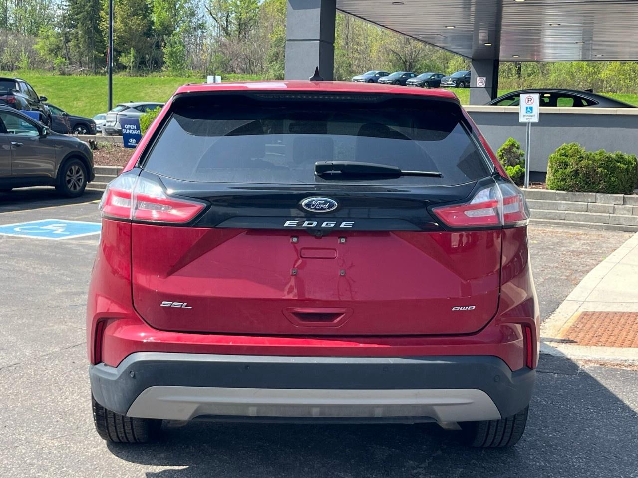 2021 Ford Edge SEL AWD Photo