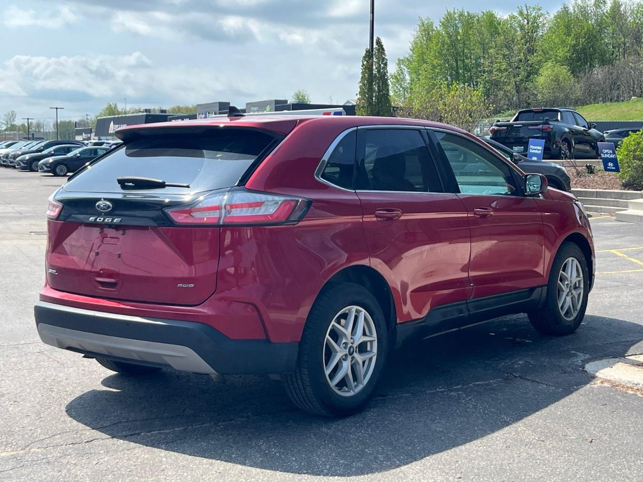 2021 Ford Edge SEL AWD Photo