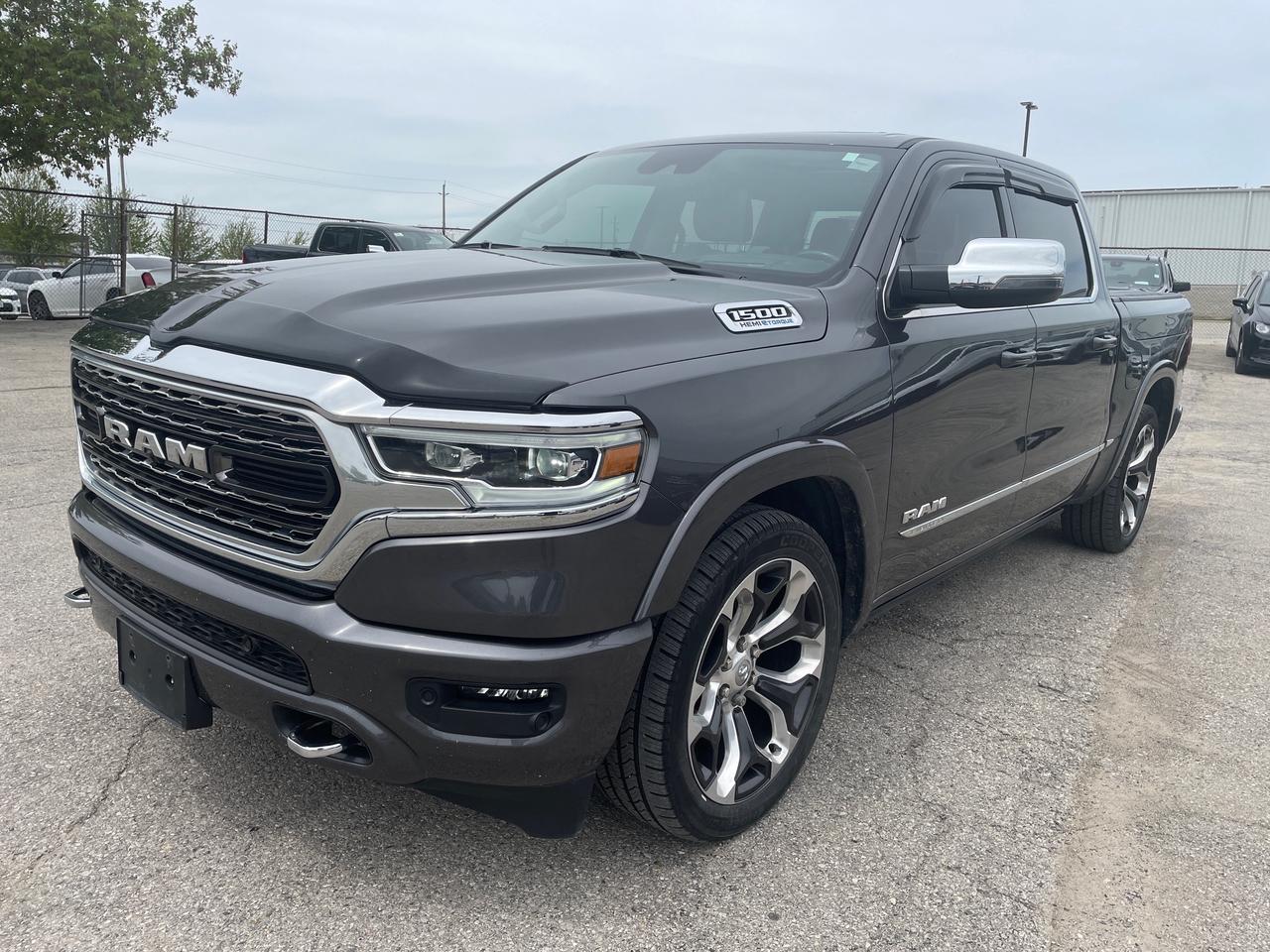 2024 RAM 1500 Limited PANORAMIC SUNROOF | RAMBOX CARGO MANAGEMENT Photo0