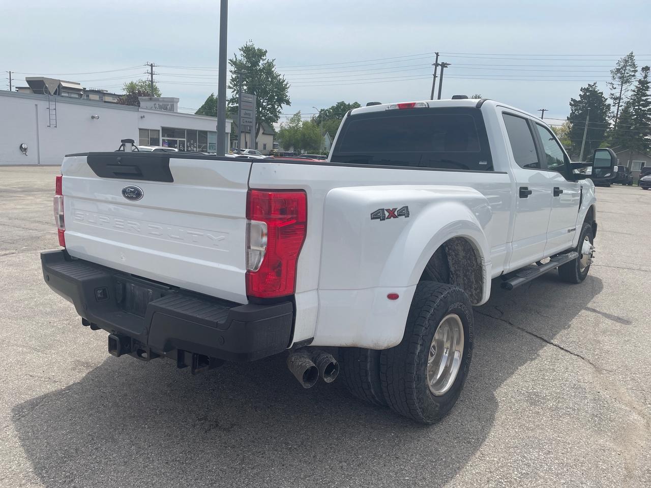 2022 Ford F-350 XL 6.7L POWER STROKE V8 DIESEL | DUAL REAR WHEEL Photo