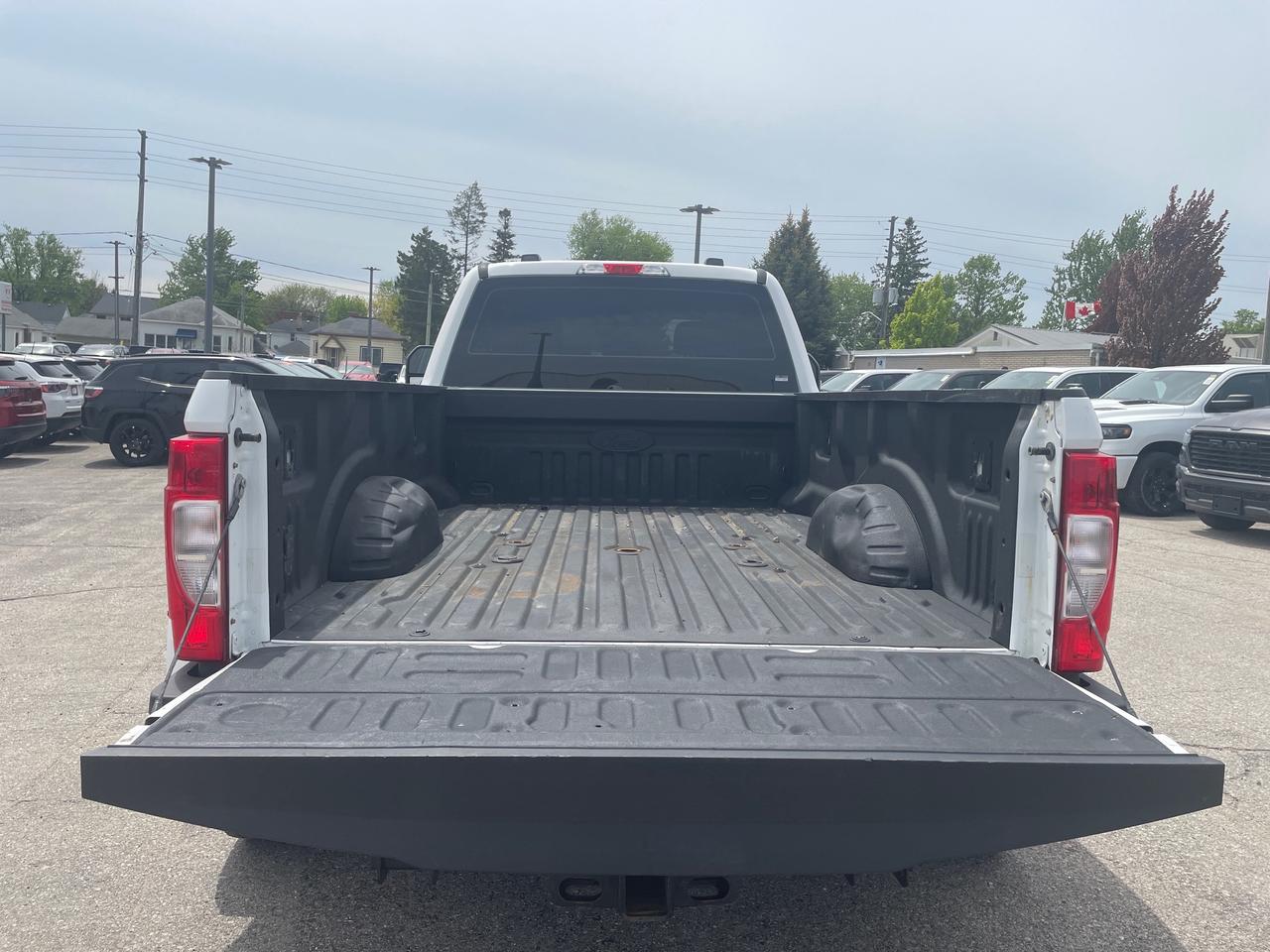 2022 Ford F-350 XL 6.7L POWER STROKE V8 DIESEL | DUAL REAR WHEEL Photo