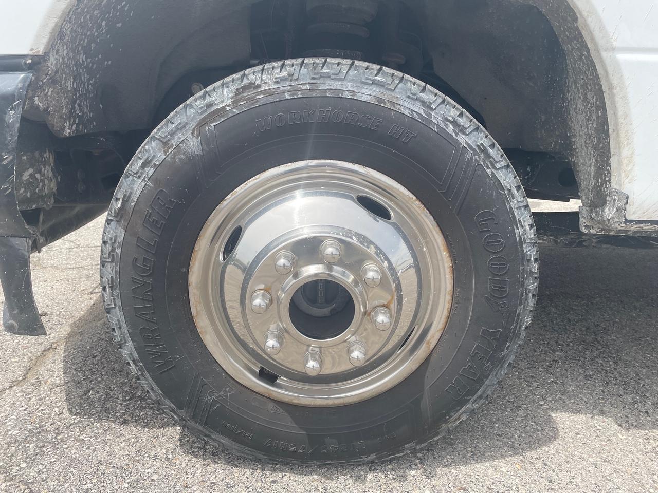 2022 Ford F-350 XL 6.7L POWER STROKE V8 DIESEL | DUAL REAR WHEEL Photo