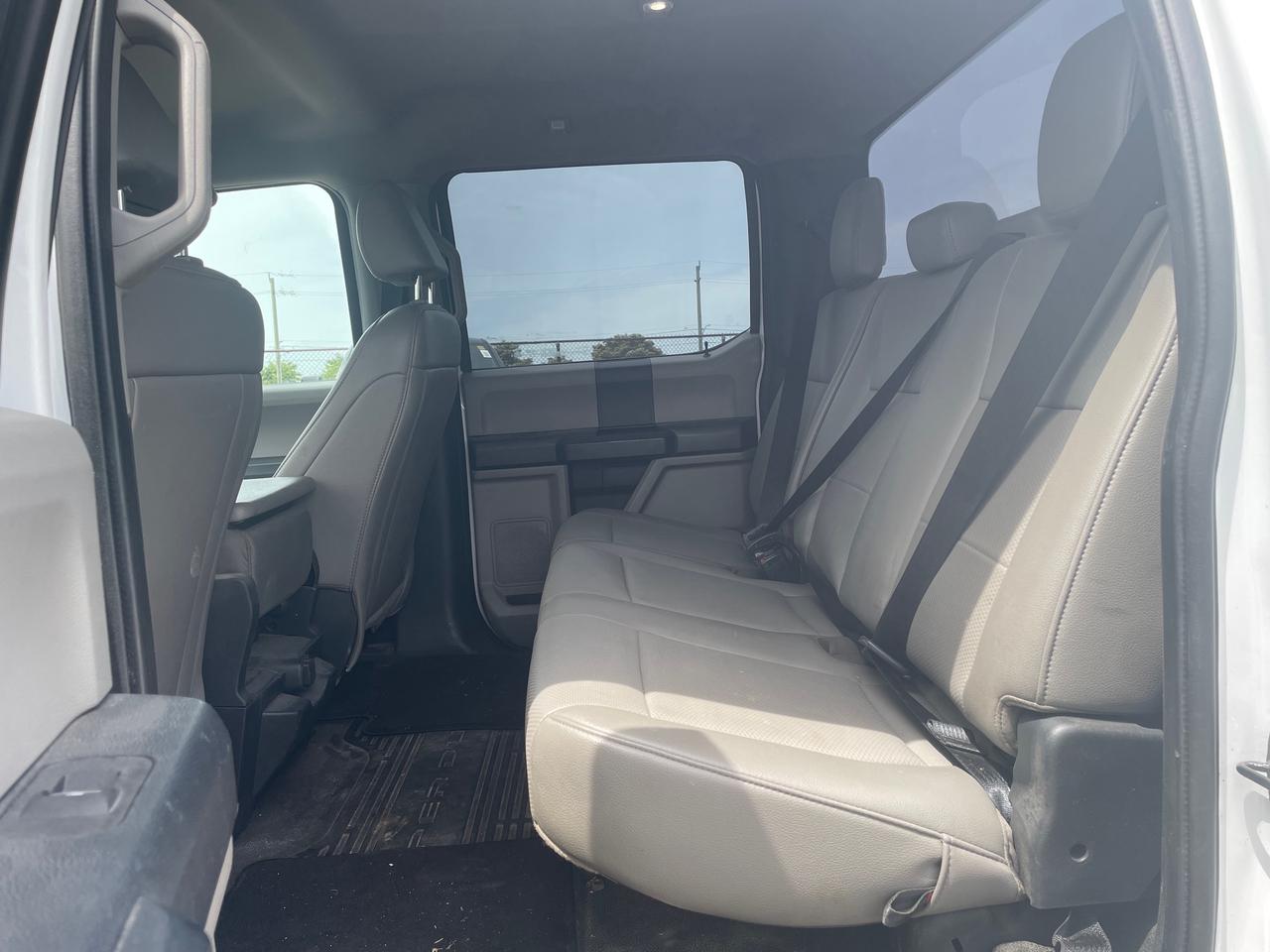 2022 Ford F-350 XL 6.7L POWER STROKE V8 DIESEL | DUAL REAR WHEEL Photo