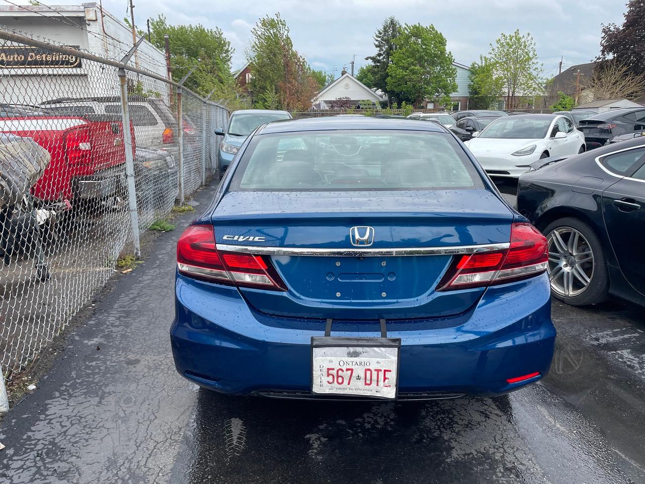 2013 Honda Civic LX *HEATED SEATS, SUNROOF, BACKUP CAM* Photo4
