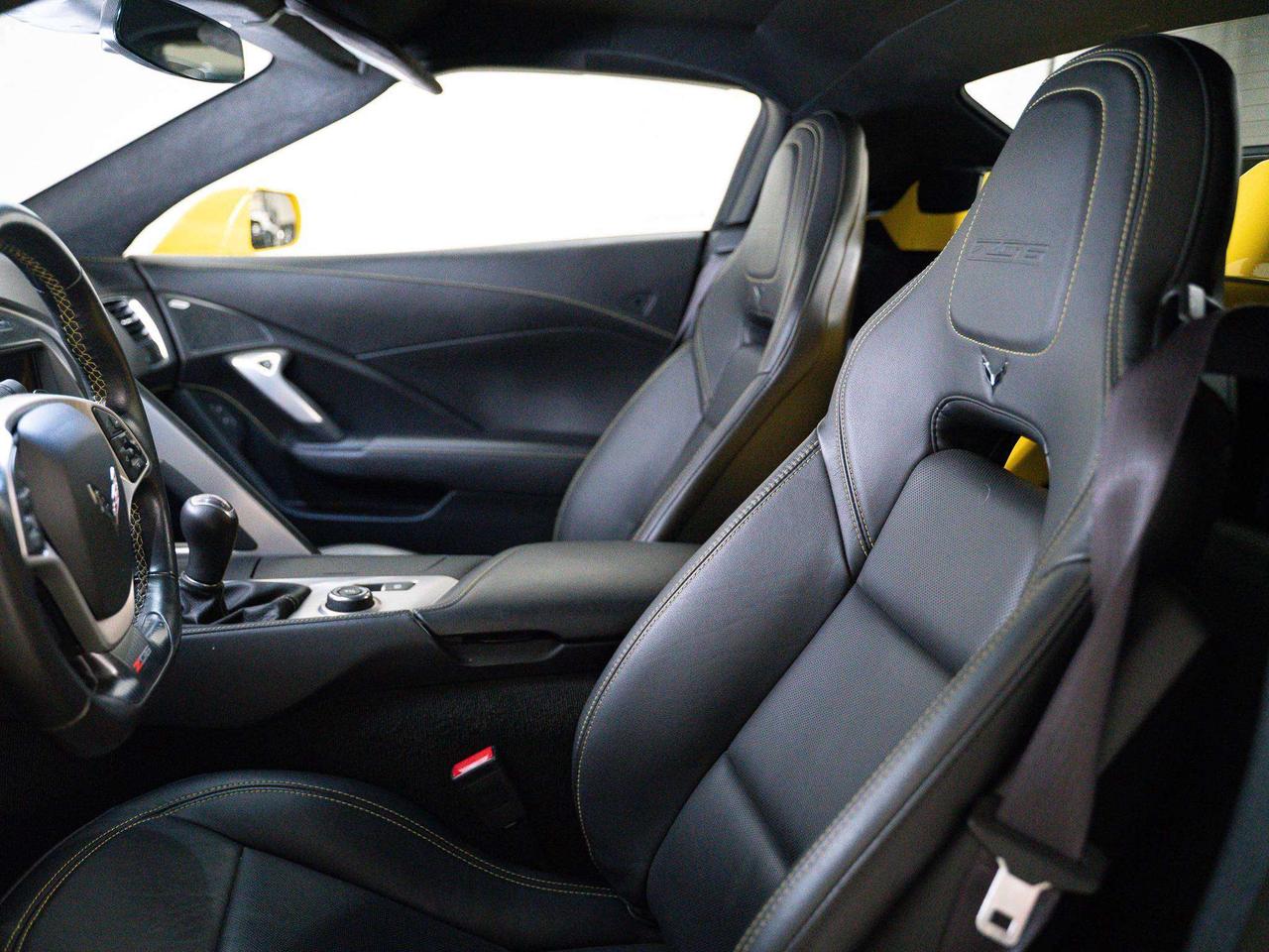 2016 Chevrolet Corvette Z06 | 3LZ | MANUAL | CONVERTIBLE | BOSE Photo
