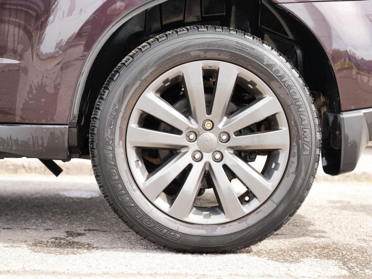2013 Subaru Forester 5dr Wgn | AWD | LOW KM | PANO ROOF Photo