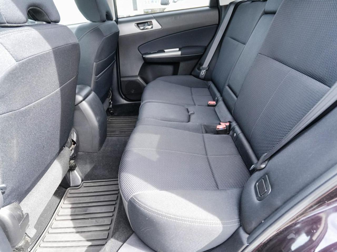 2013 Subaru Forester 5dr Wgn | AWD | LOW KM | PANO ROOF Photo