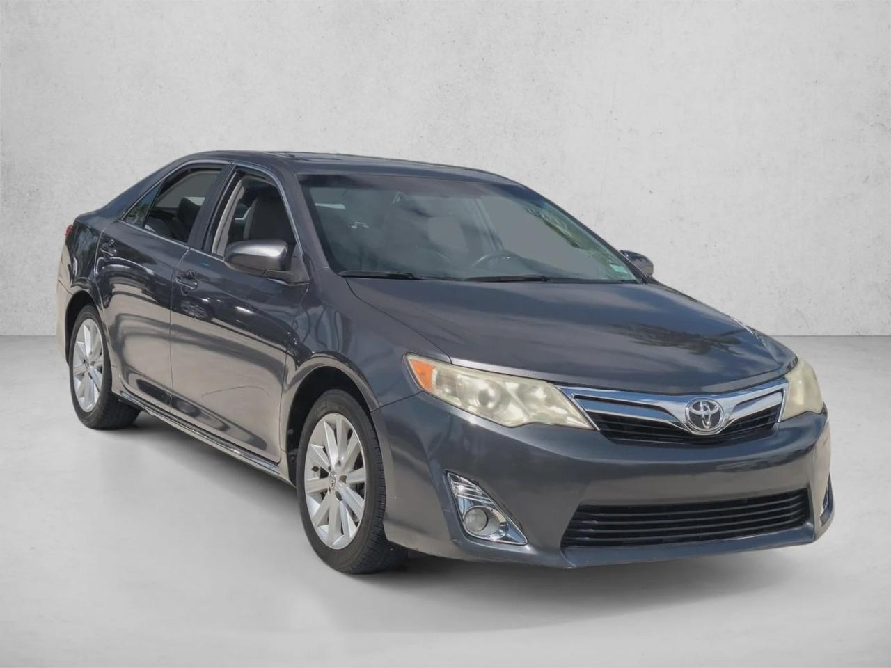 Used 2014 Toyota Camry XLE ! HtdSeats ! Cam ! Leather for sale in Halifax, NS