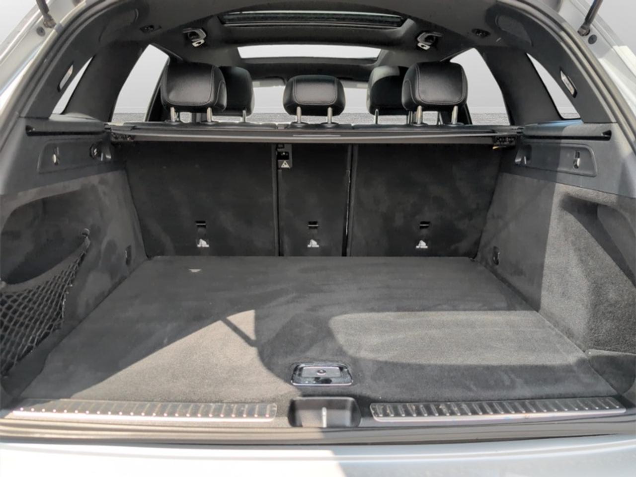 2016 Mercedes-Benz GLC 300 4MATIC®  **CLEAN CARFAX** Photo
