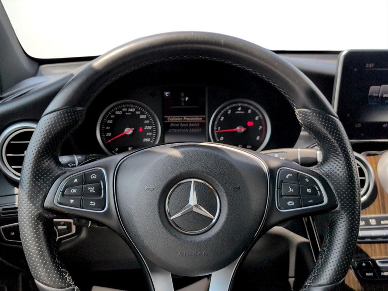 2016 Mercedes-Benz GLC 300 4MATIC®  **CLEAN CARFAX** Photo