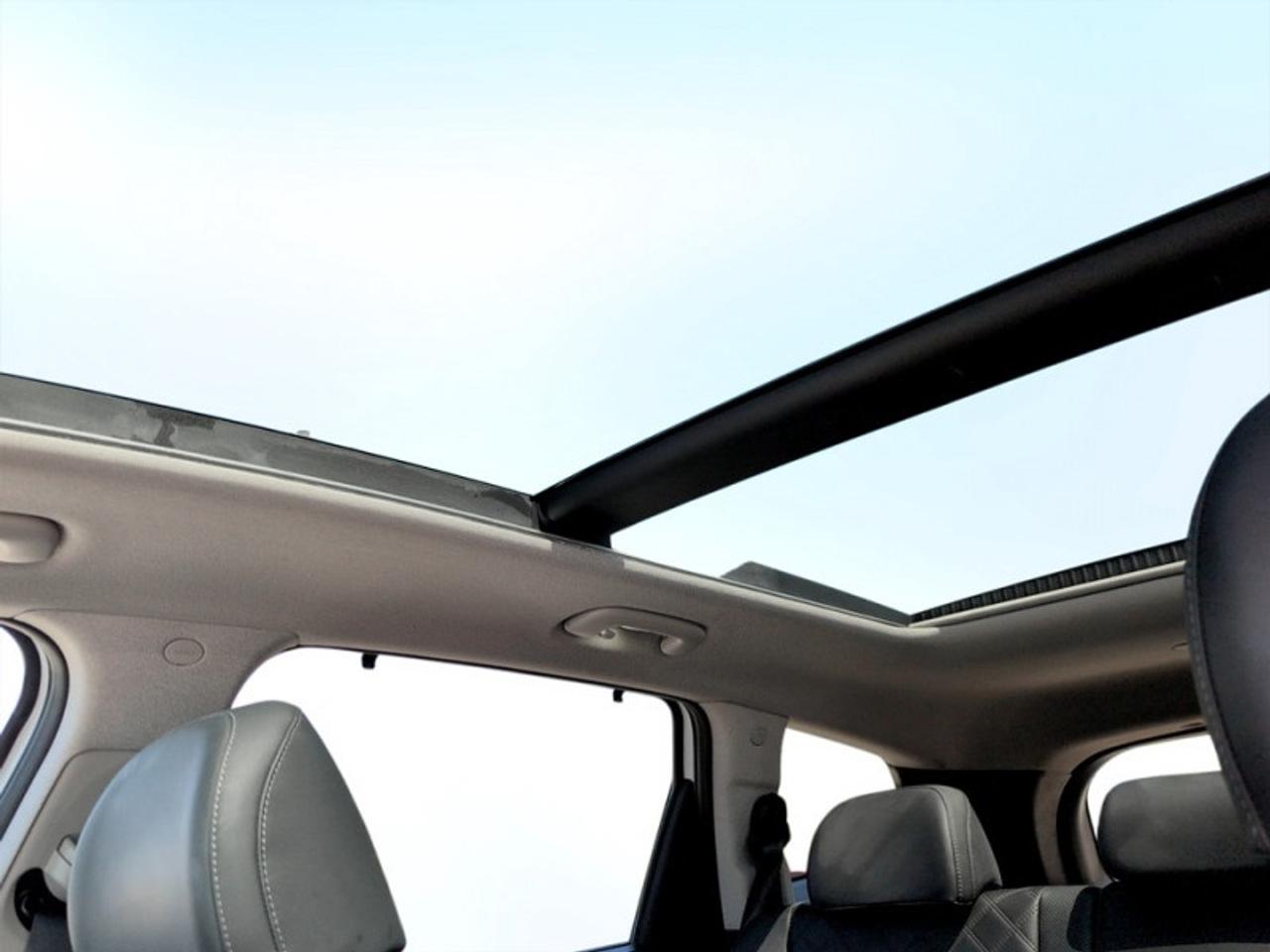 2023 Hyundai Santa Fe Hybrid Luxury AWD Photo