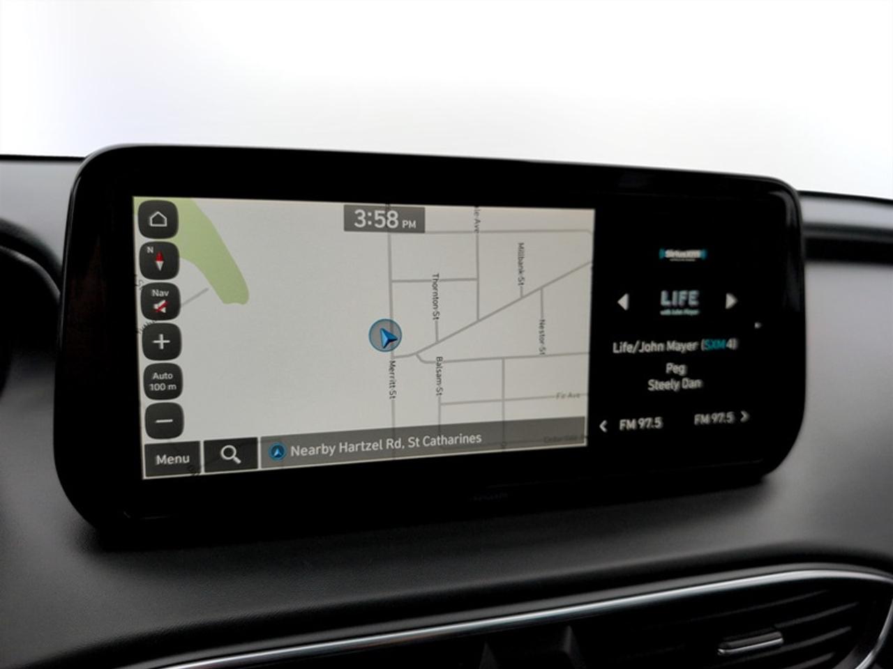 2023 Hyundai Santa Fe Hybrid Luxury AWD  **PANO ROOF** Photo