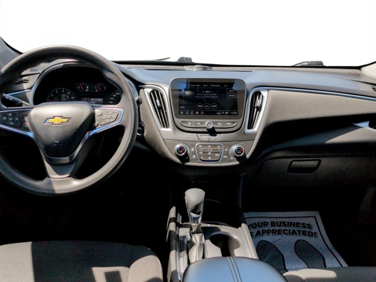 2023 Chevrolet Malibu LT  **CLEAN CARFAX** Photo