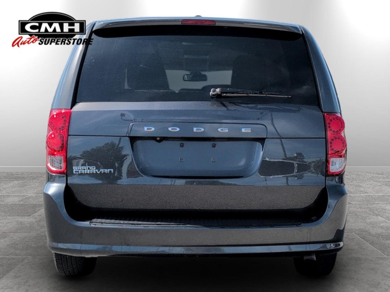 2018 Dodge Grand Caravan Crew Plus  **CLEAN CARFAX** Photo