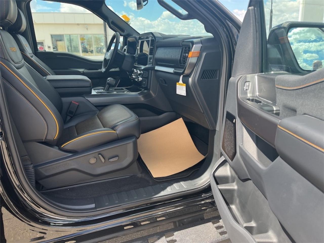 2026 Ford F-150 Tremor  - Leather Seats - Sunroof Photo5