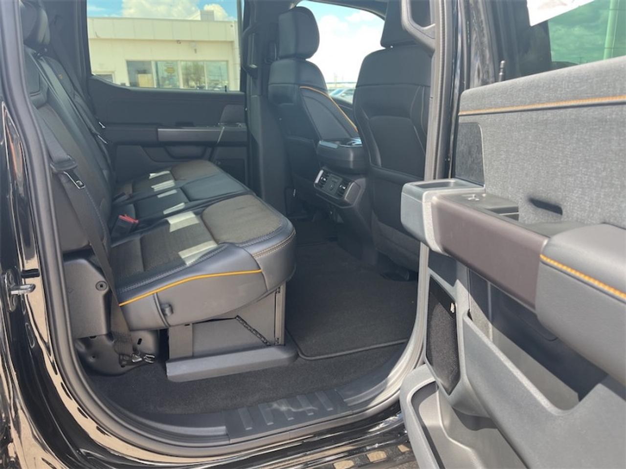 2026 Ford F-150 Tremor  - Leather Seats - Sunroof Photo5