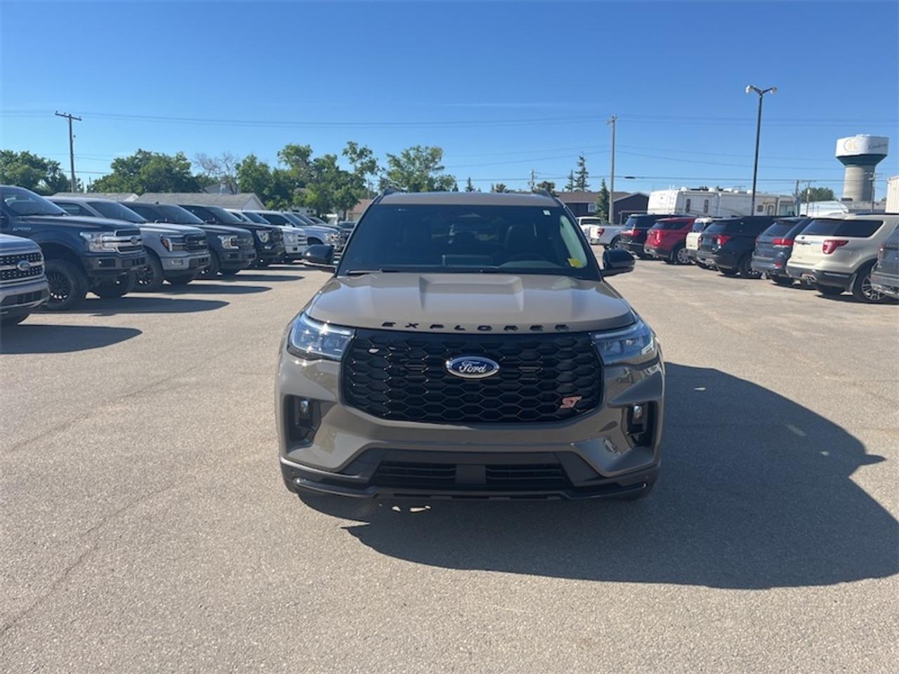 2026 Ford Explorer ST Photo
