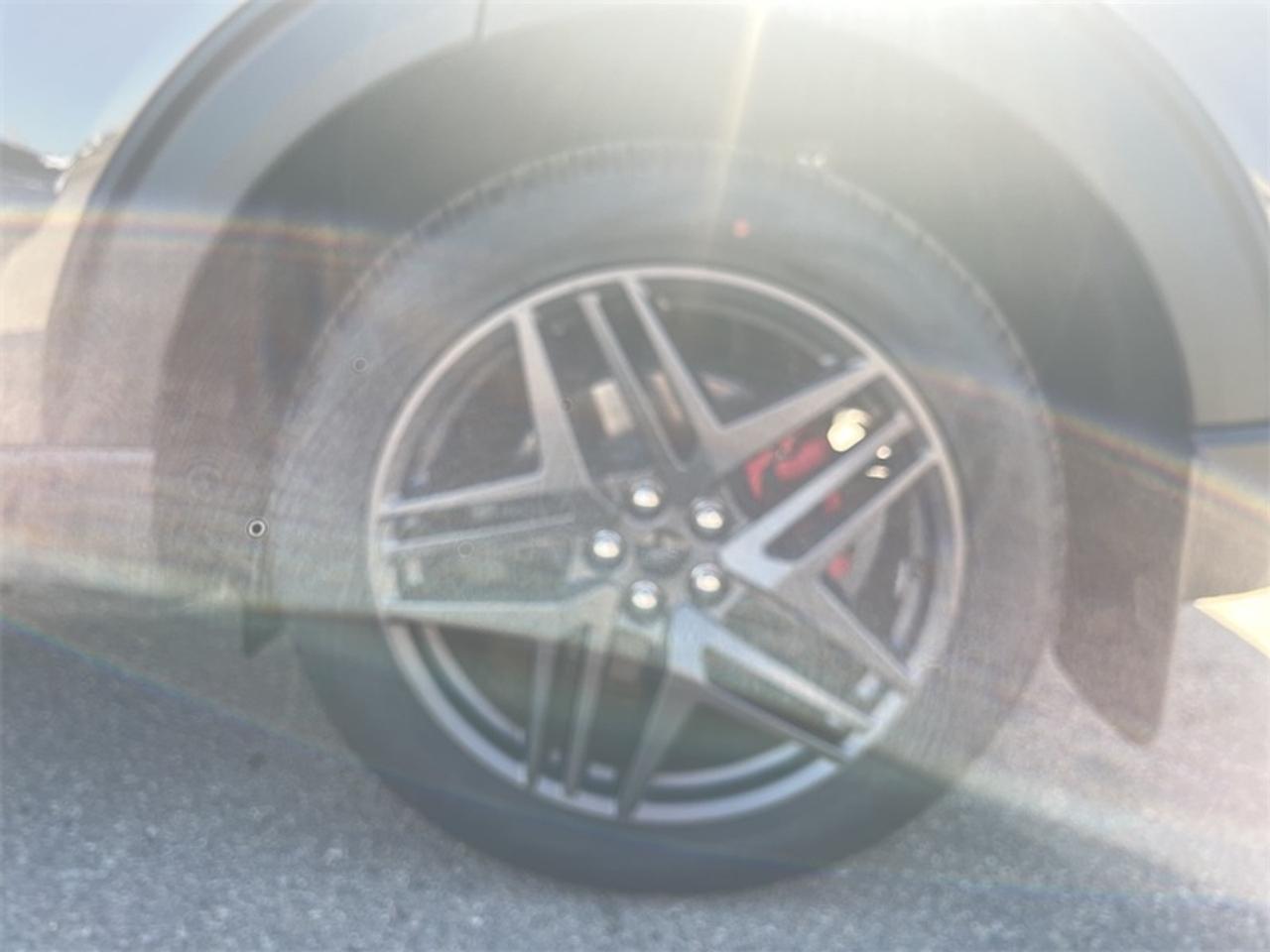 2026 Ford Explorer ST Photo5