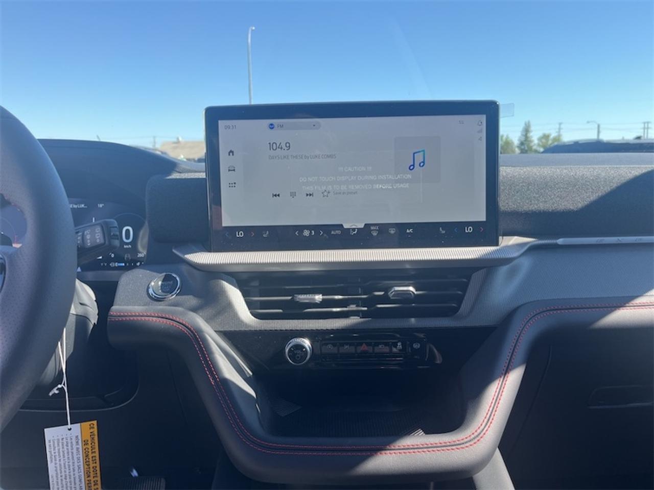 2026 Ford Explorer ST Photo5