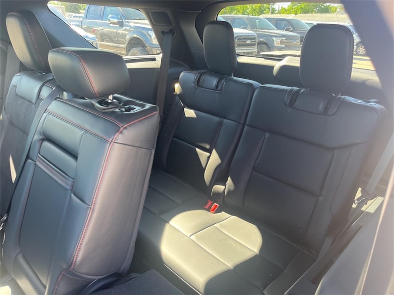 2026 Ford Explorer ST Photo5