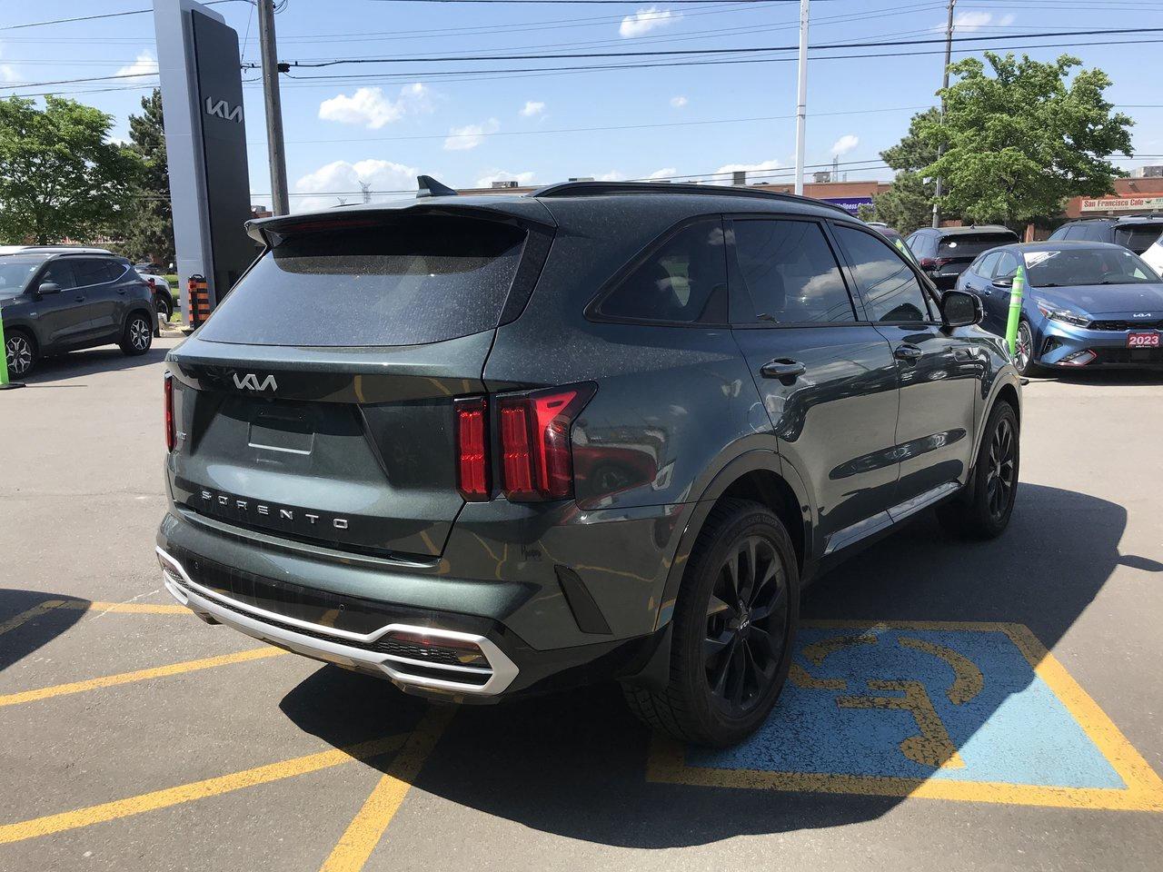 2022 Kia Sorento EX+ Pkg. Photo4