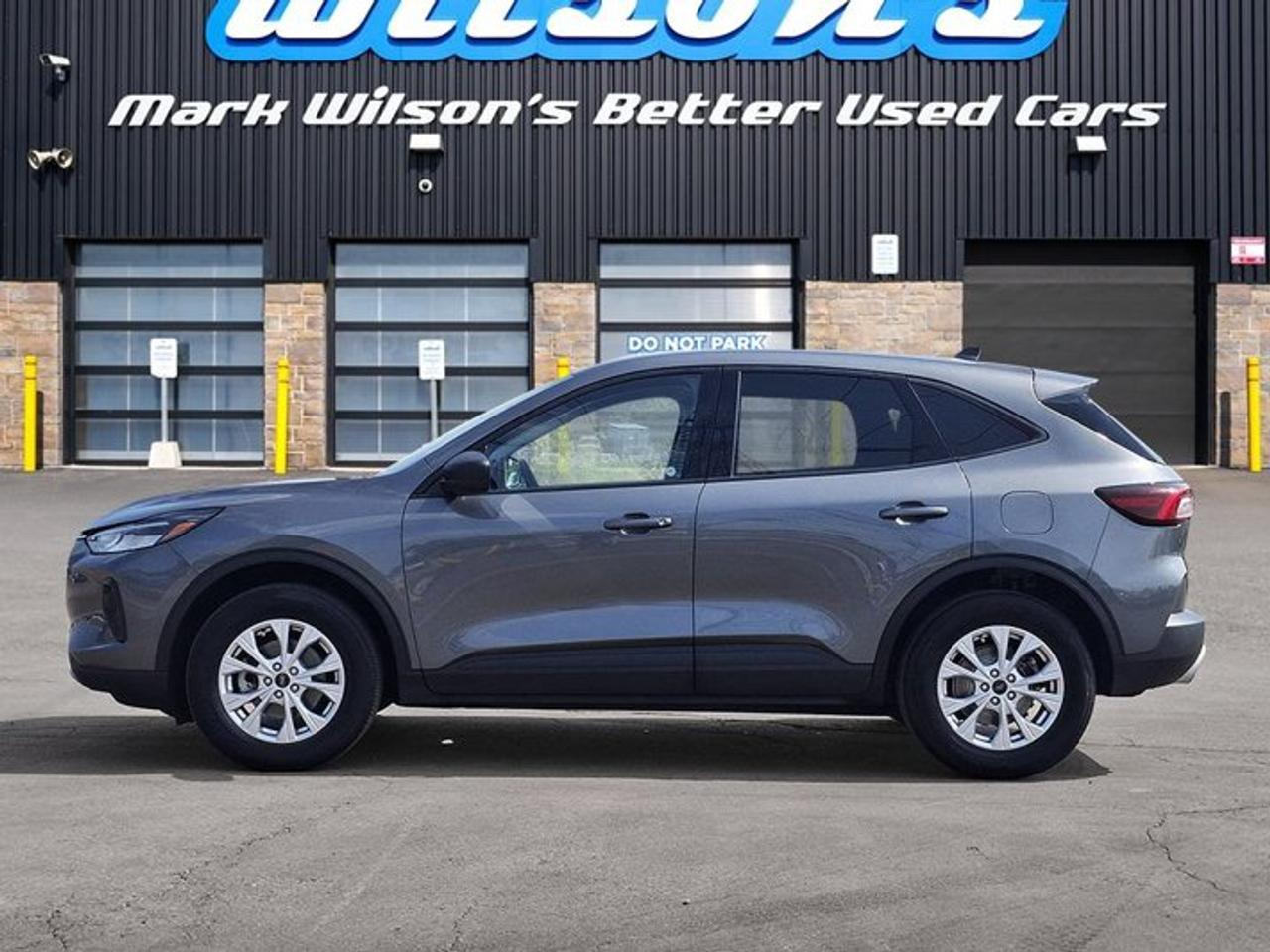 2025 Ford Escape Active AWD | Heated Wheel + Seats | BSW | Remote Start | CarPlay + Android | Rear Camera | and More! Photo1