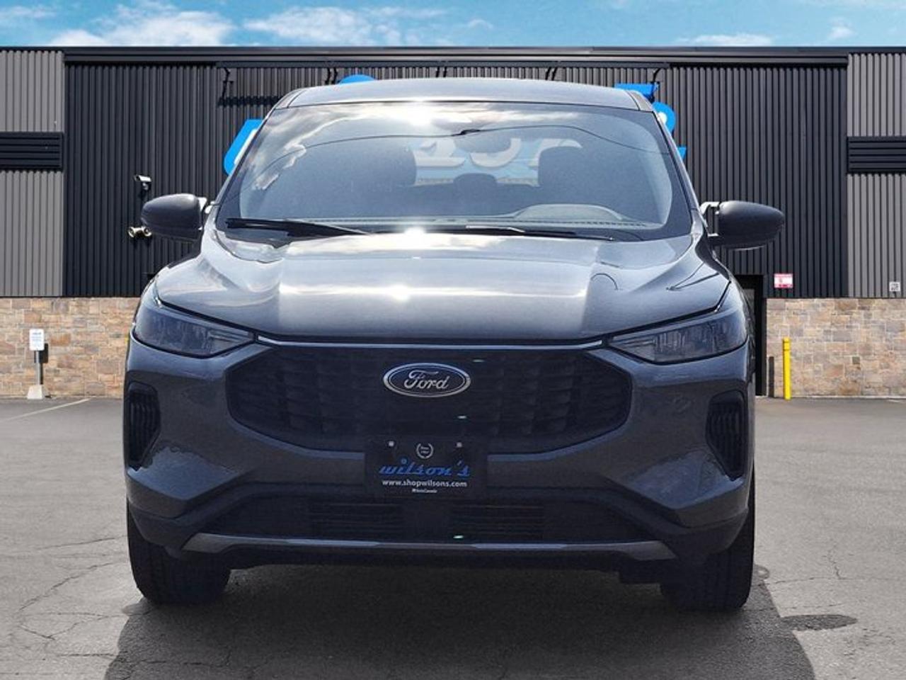 2025 Ford Escape Active AWD | Heated Wheel + Seats | BSW | Remote Start | CarPlay + Android | Rear Camera | and More! Photo