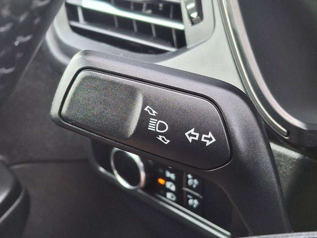 2025 Ford Escape Active AWD | Heated Wheel + Seats | BSW | Remote Start | CarPlay + Android | Rear Camera | and More! Photo