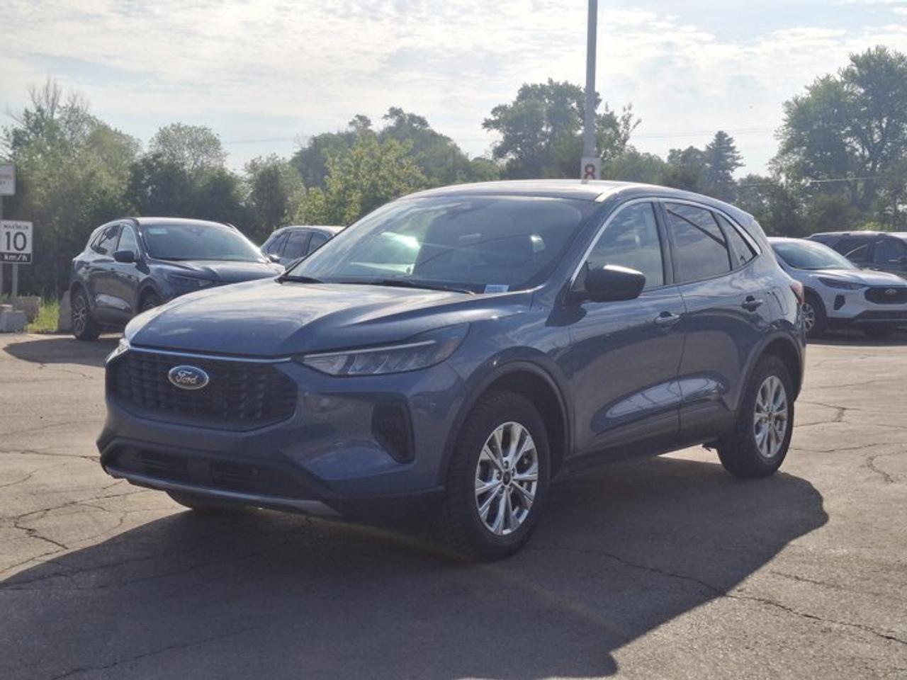2024 Ford Escape Active AWD | Heated Wheel + Seats | BSW | Remote Start | CarPlay + Android | Rear Camera | and More! Photo0