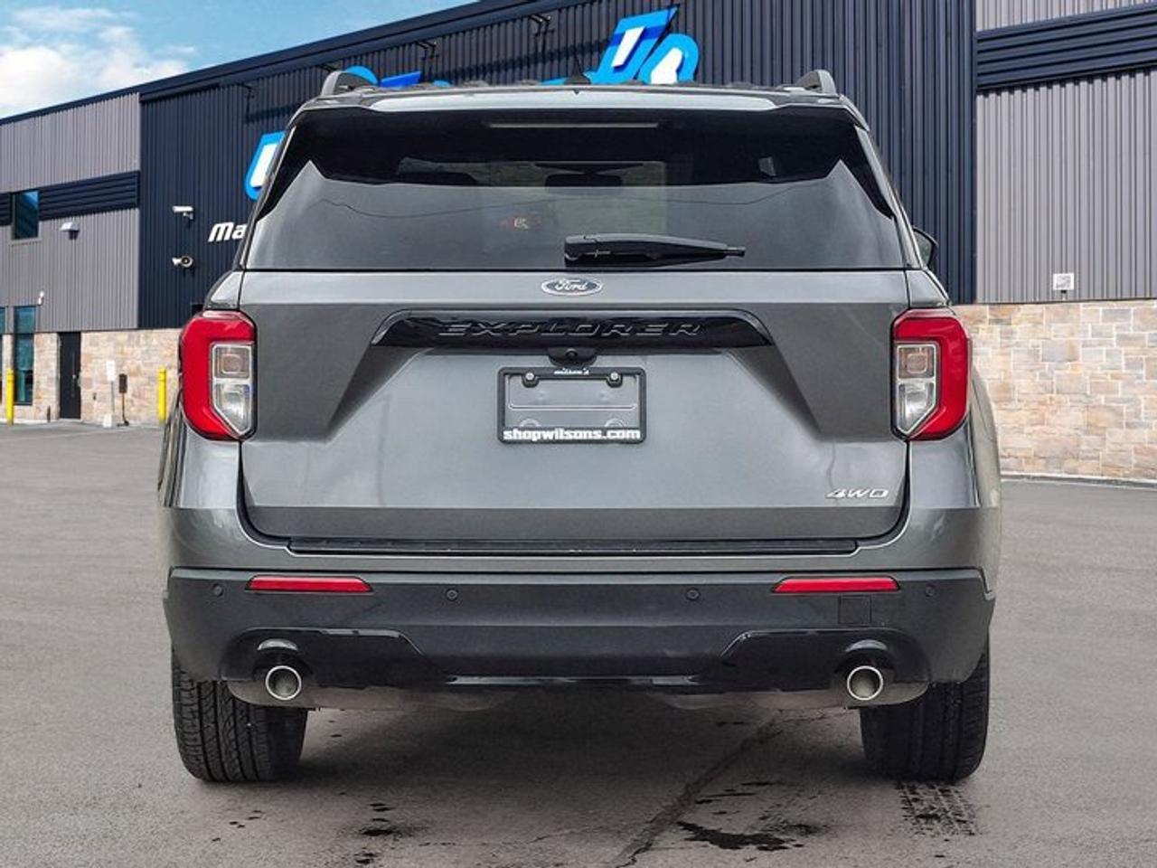 2023 Ford Explorer ST-Line AWD | Leather Trim | Twin Panel Sunroof | Nav | 360 Camera | Adaptive Cruise | and More ! Photo