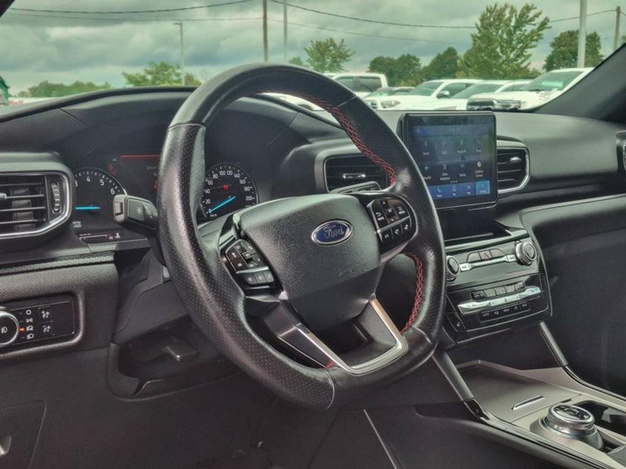 2023 Ford Explorer ST-Line AWD | Leather Trim | Twin Panel Sunroof | Nav | 360 Camera | Adaptive Cruise | and More ! Photo