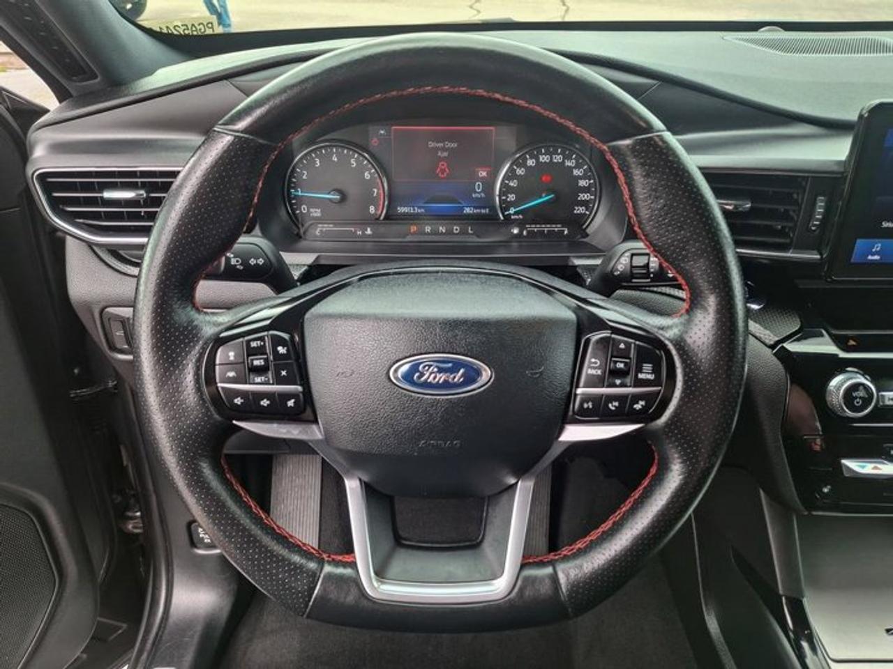 2023 Ford Explorer ST-Line AWD | Leather Trim | Twin Panel Sunroof | Nav | 360 Camera | Adaptive Cruise | and More ! Photo