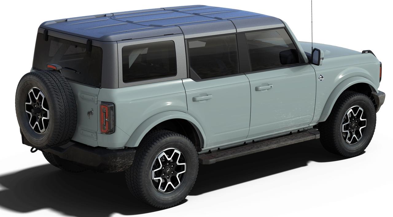 2023 Ford Bronco Outerbanks Photo2