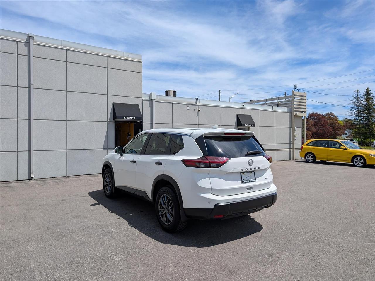 2024 Nissan Rogue S AWD - CARPLAY - REV CAM - REMOTE STARTER Photo2