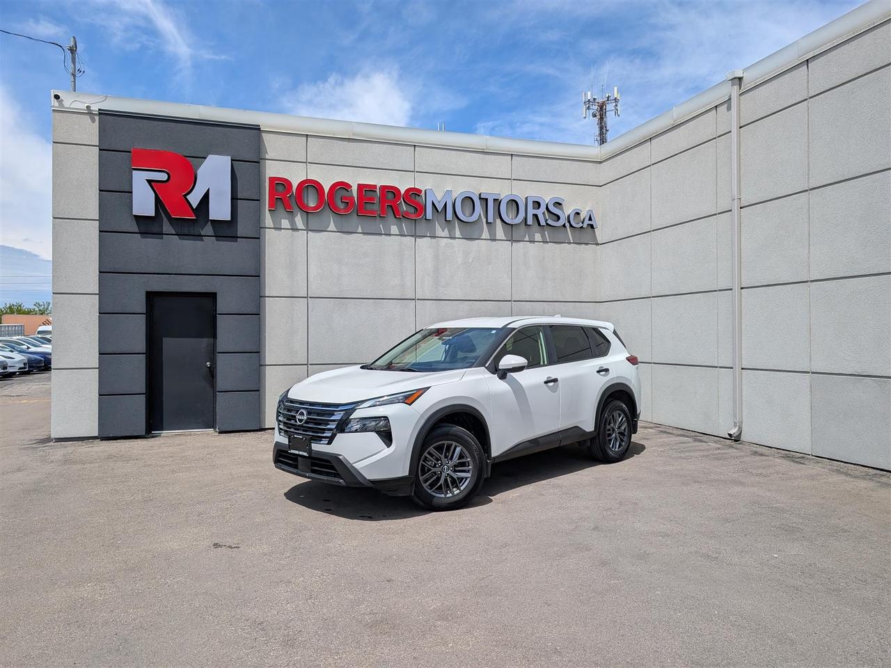 2024 Nissan Rogue S AWD - CARPLAY - REV CAM - REMOTE STARTER