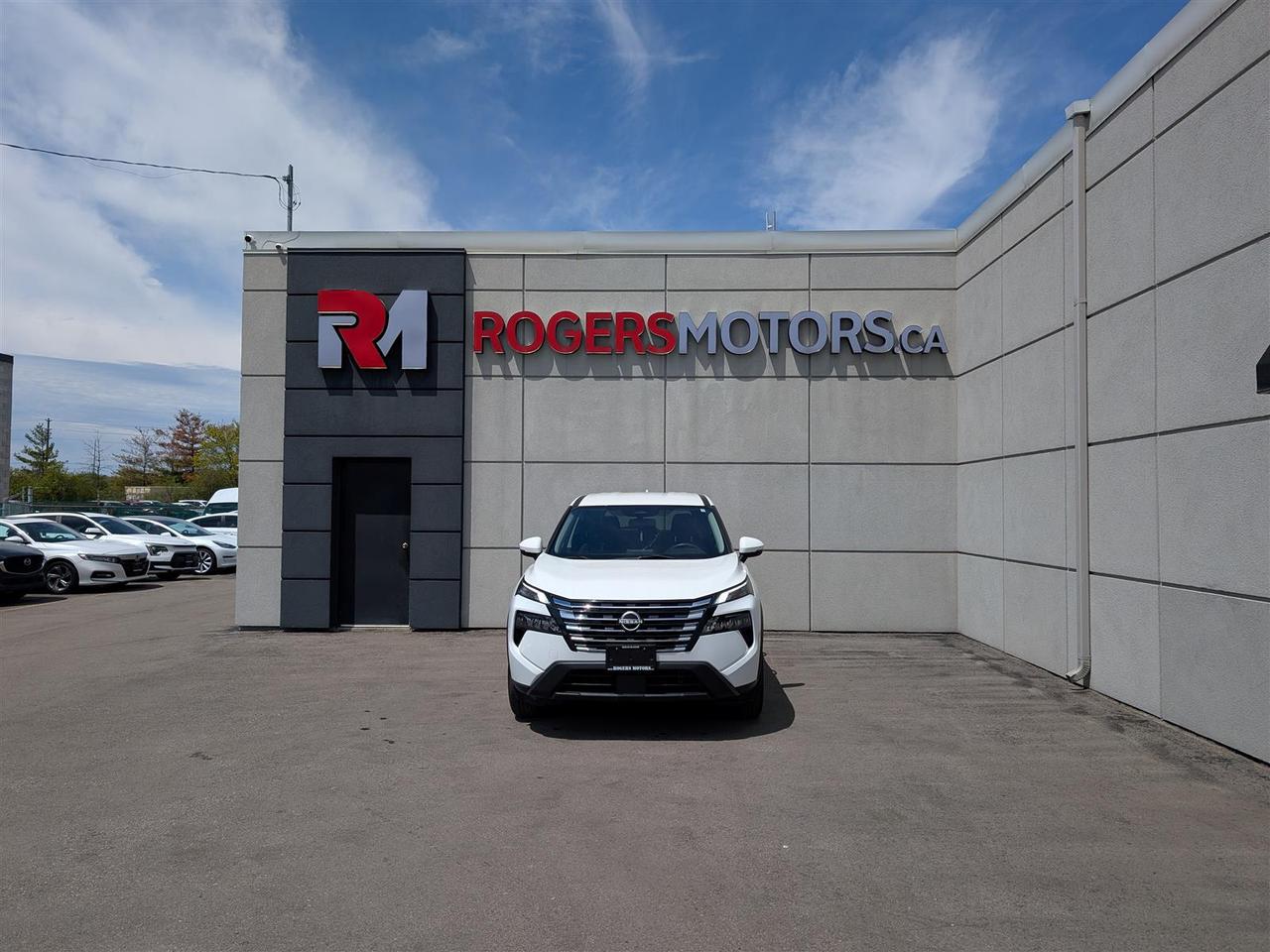 2024 Nissan Rogue S AWD - CARPLAY - REV CAM - REMOTE STARTER Photo