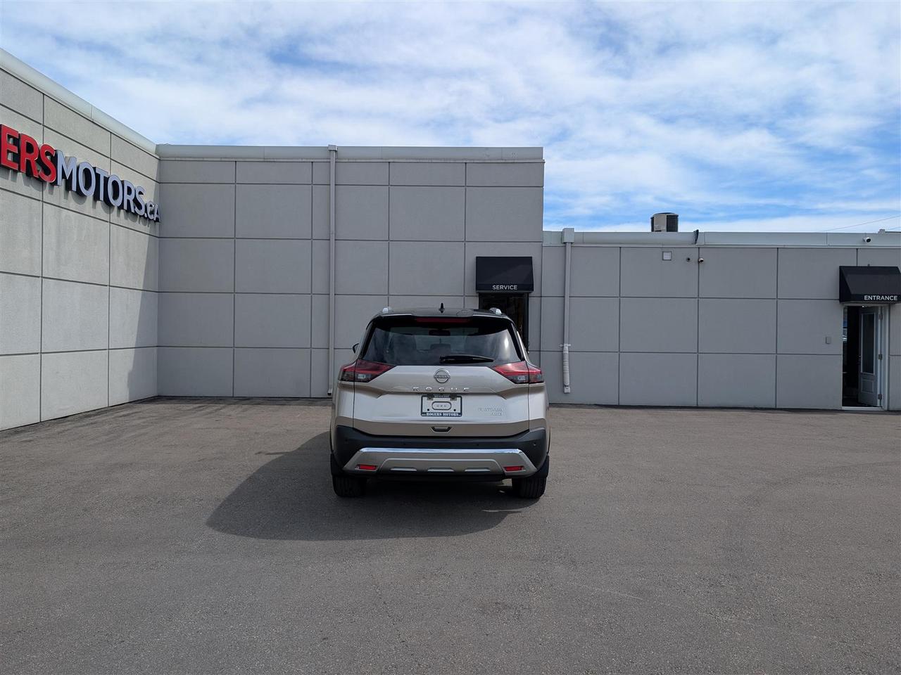 2022 Nissan Rogue PLATINUM AWD - NAVI - PANO ROOF - 360 CAM - TECH FEATS Photo