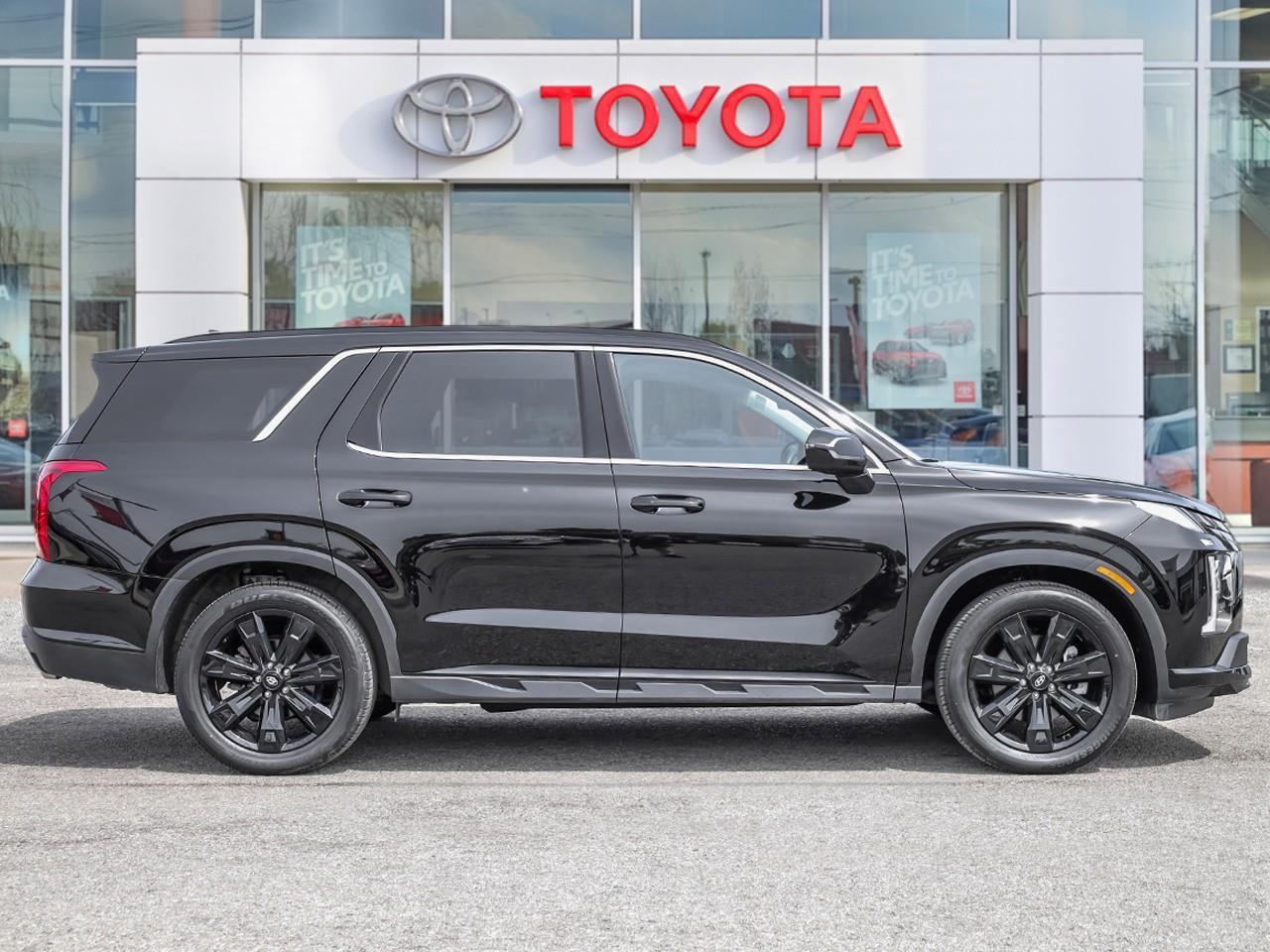 2025 Hyundai PALISADE Urban 8 Passenger Photo