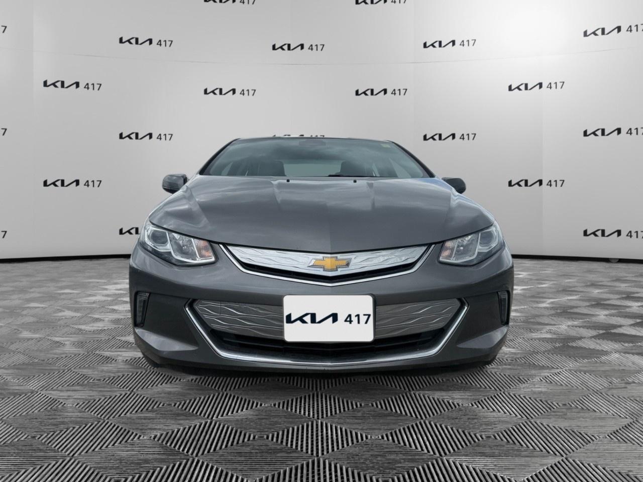 2016 Chevrolet Volt Hatchback LT Photo