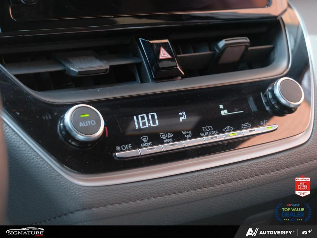 2024 Toyota Corolla SE Upgrade No Accident Sunroof Carplay BSM Photo