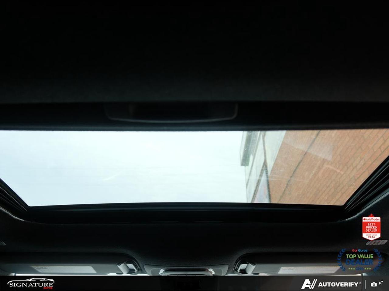 2024 Toyota Corolla SE Upgrade No Accident Sunroof Carplay BSM Photo
