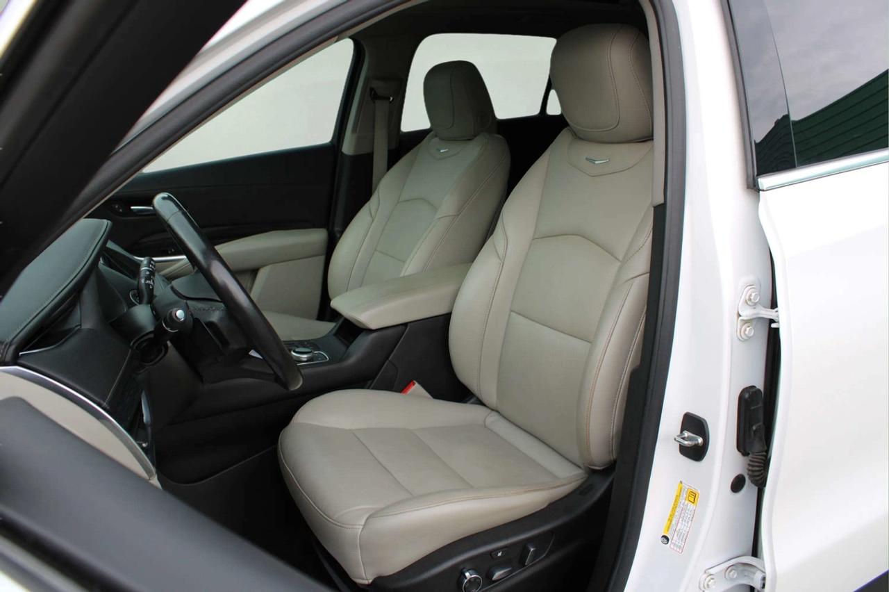 2020 Cadillac XT4 Premium Luxury Photo