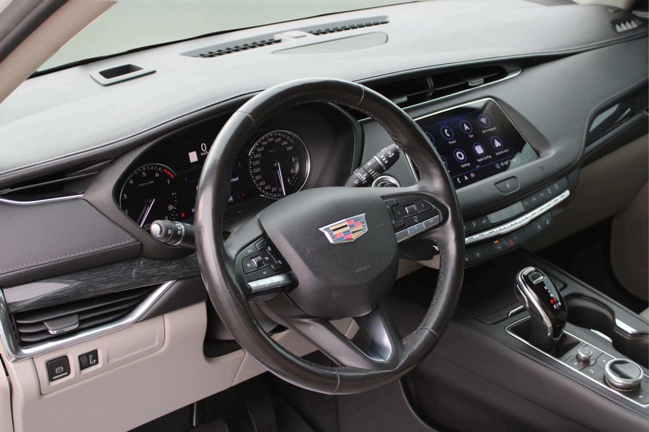 2020 Cadillac XT4 Premium Luxury Photo