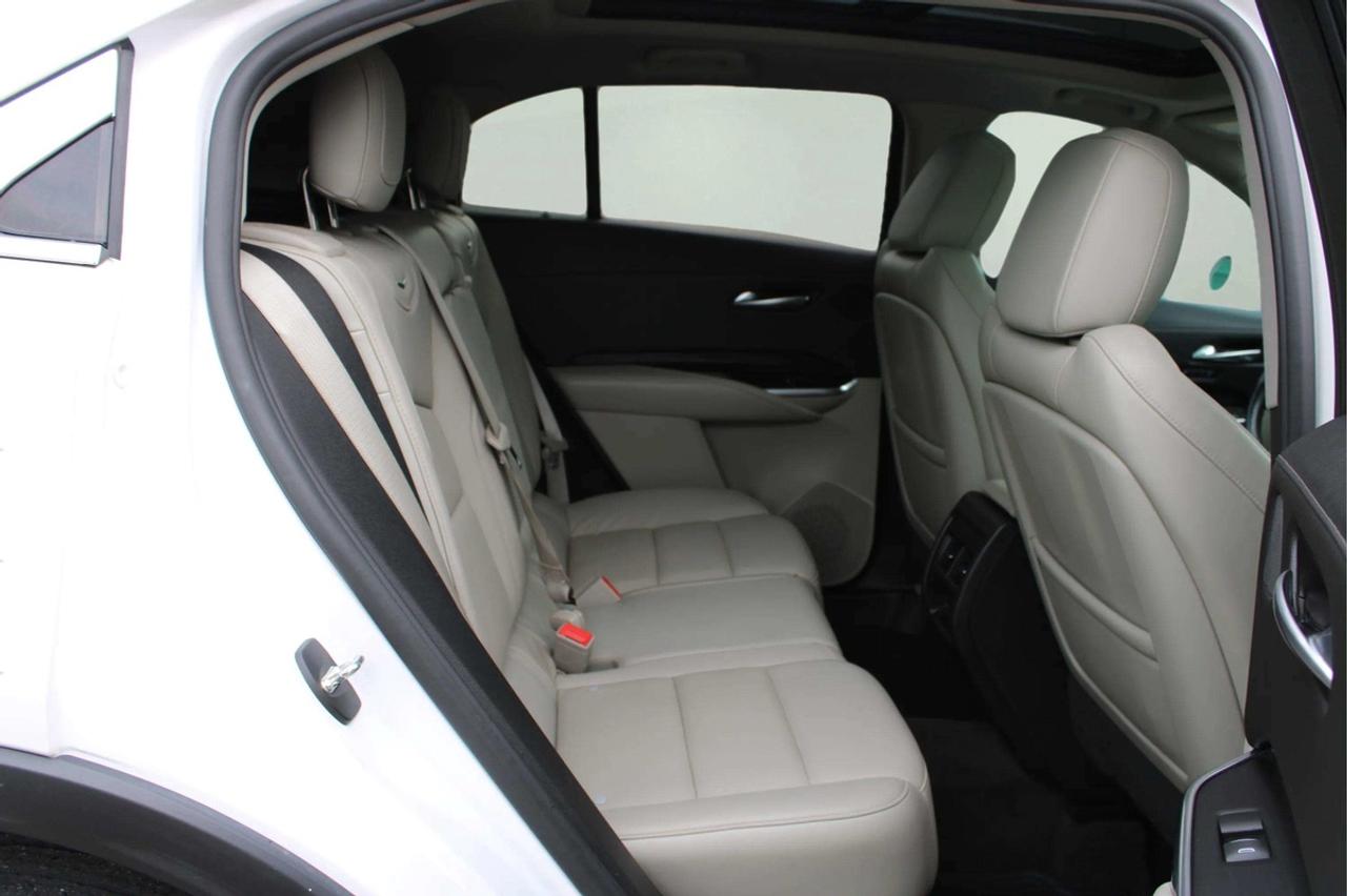 2020 Cadillac XT4 Premium Luxury Photo