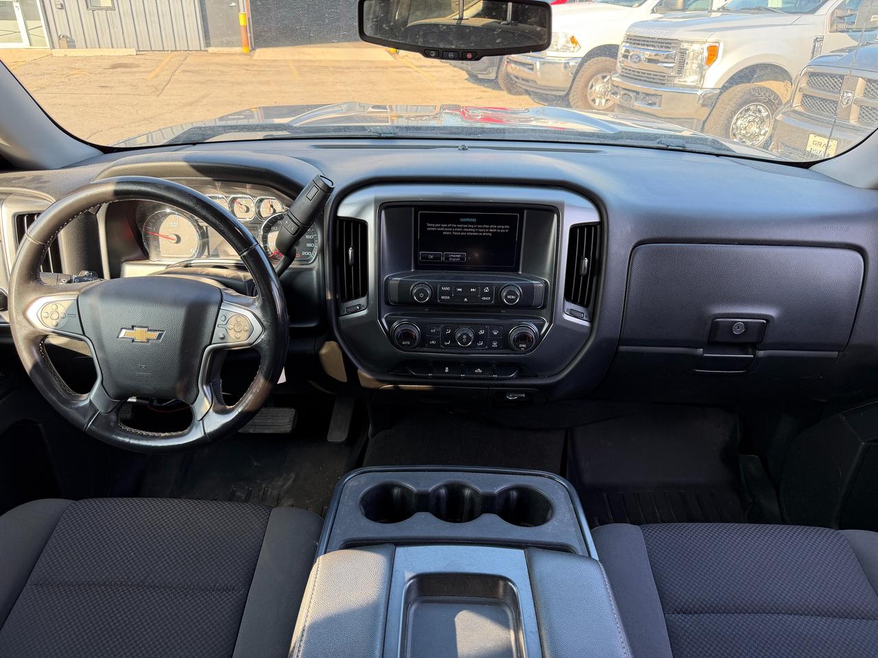2017 Chevrolet Silverado 1500 4WD Crew Cab E-assist mild Hybrid Photo