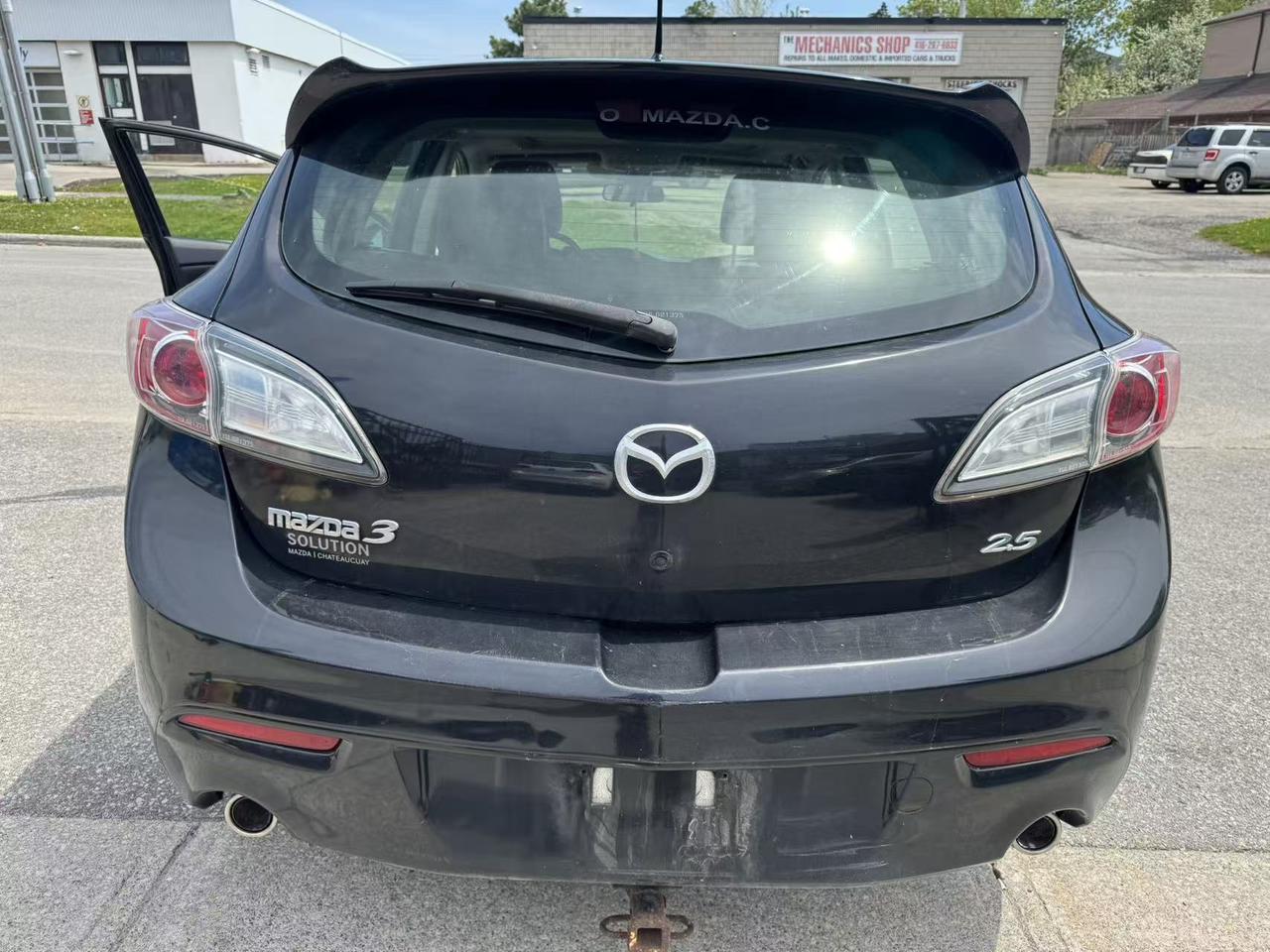 2011 Mazda MAZDA3 4DR HB SPORT AUTO GS Photo
