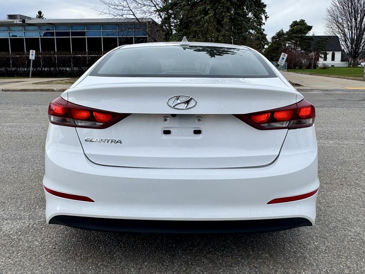 2017 Hyundai Elantra GL Photo