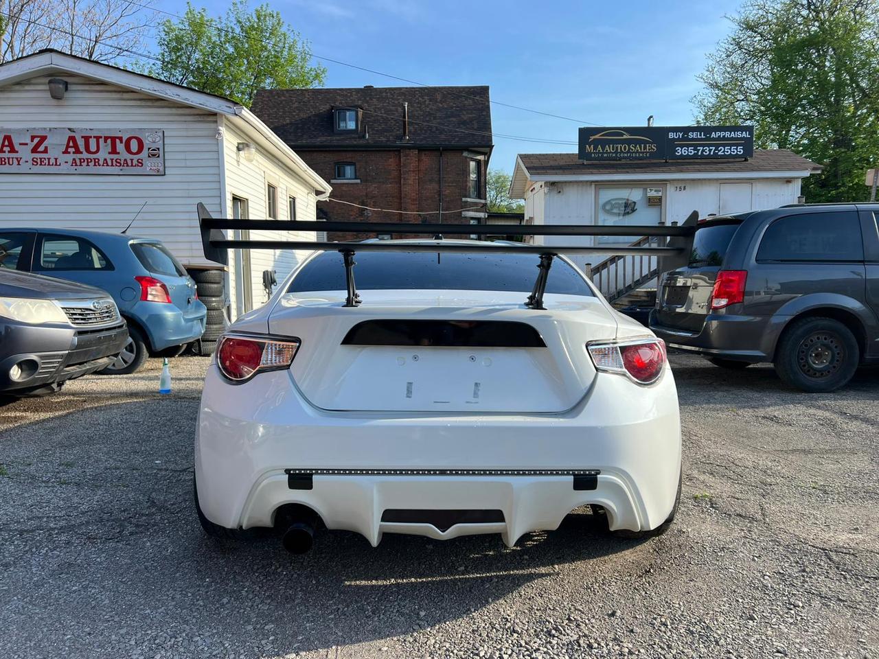 2014 Scion FR-S 2dr Cpe Auto Photo4