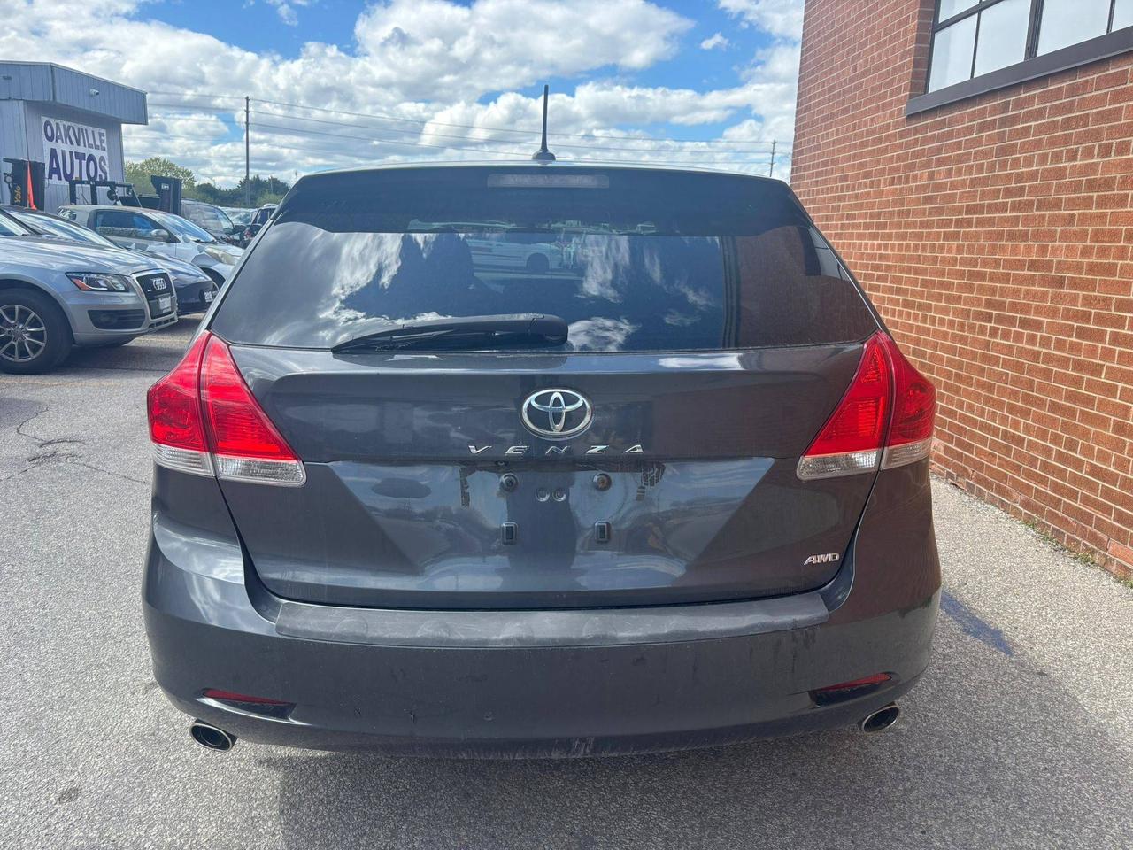 2011 Toyota Venza 4DR WGN V6 AWD Photo